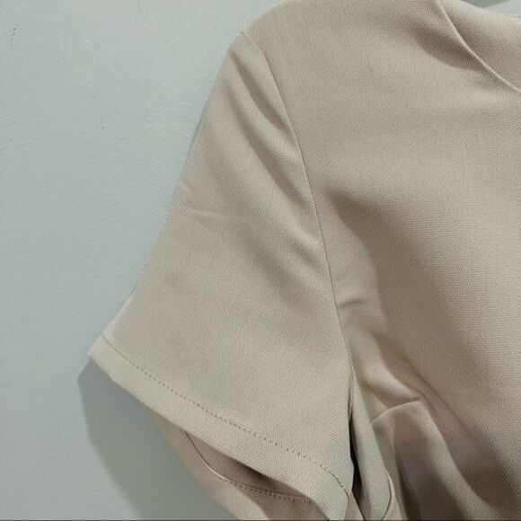 all:Row Tan Short Sleeve Belted Romper Size small - Picture 6 of 10